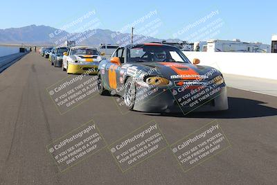 media/Nov-19-2022-Speed Ventures (Sat) [[eb5c8f9508]]/Around the Pits/Pre Grid Race Group/